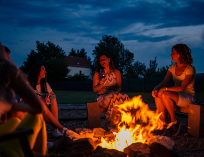 Bonfire & Outdoor Seating
